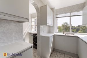 Kitchen- click for photo gallery